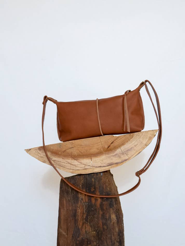 Bolso bandolera de cuero natural marrón para mujer · DUNNA para venta al por mayor de NUBUCKCUIR LEATHER BAGS