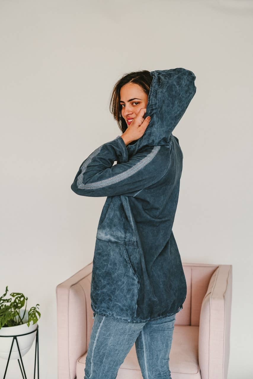 Dance in Paris – Calças - Mulher por atacado – Calças Elásticas com Quatro Bolsos e Acabamento Discreto em Veludo nas Laterais3