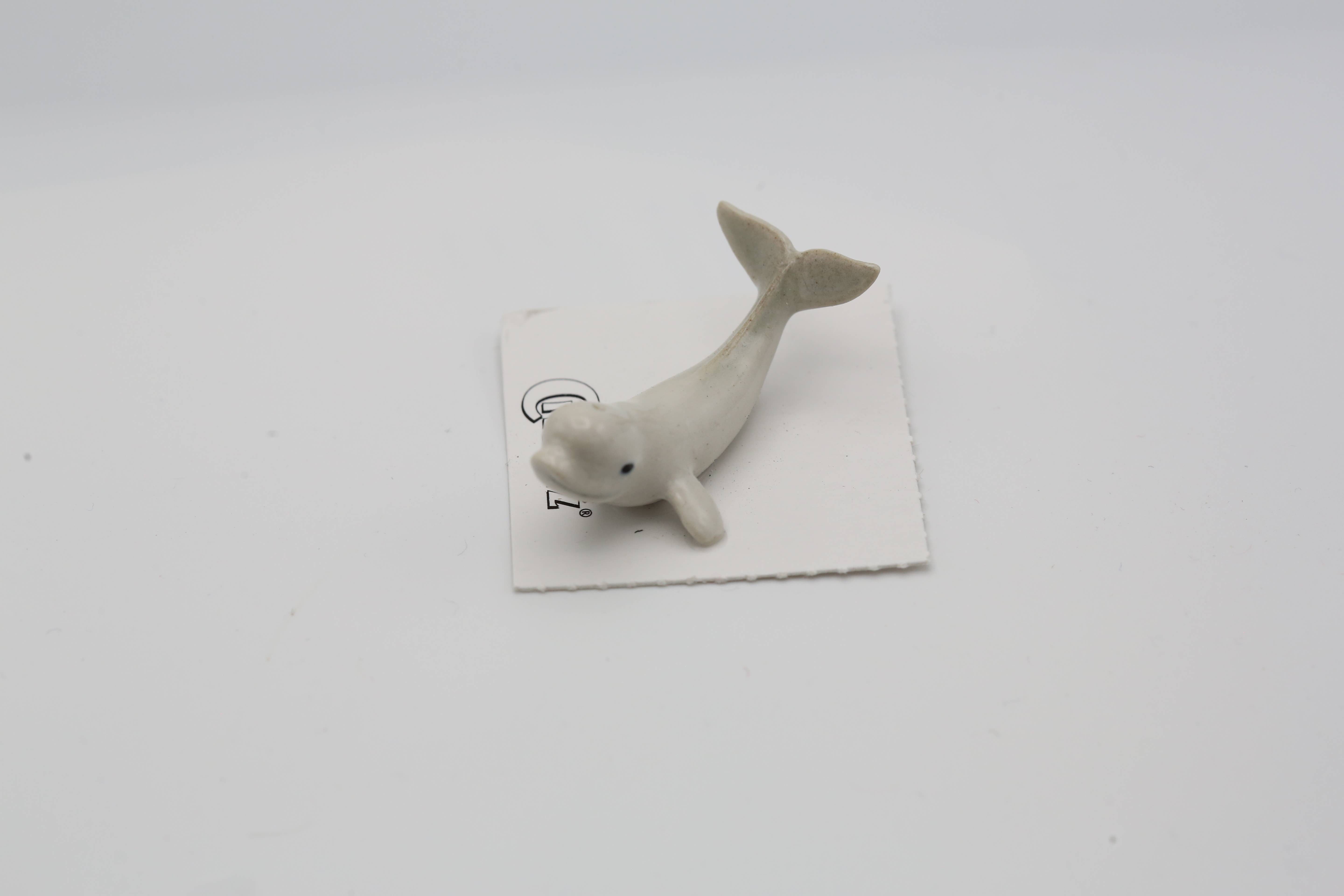 Little Critterz - Wholesale Decorative Figurine - Sea Canary Beluga Whale Porcelain Miniature1