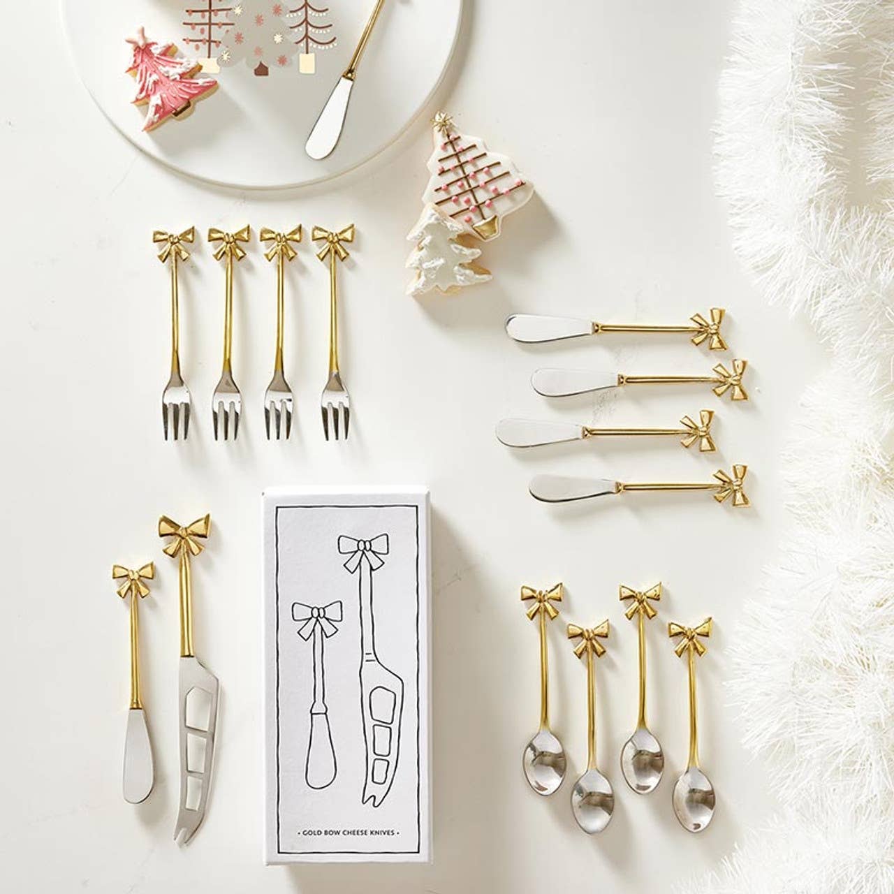 Santa Barbara Design Studio by Creative Brands - Wholesale Cheese Spreader - Gold Bow Cheese Knives - Set of 23