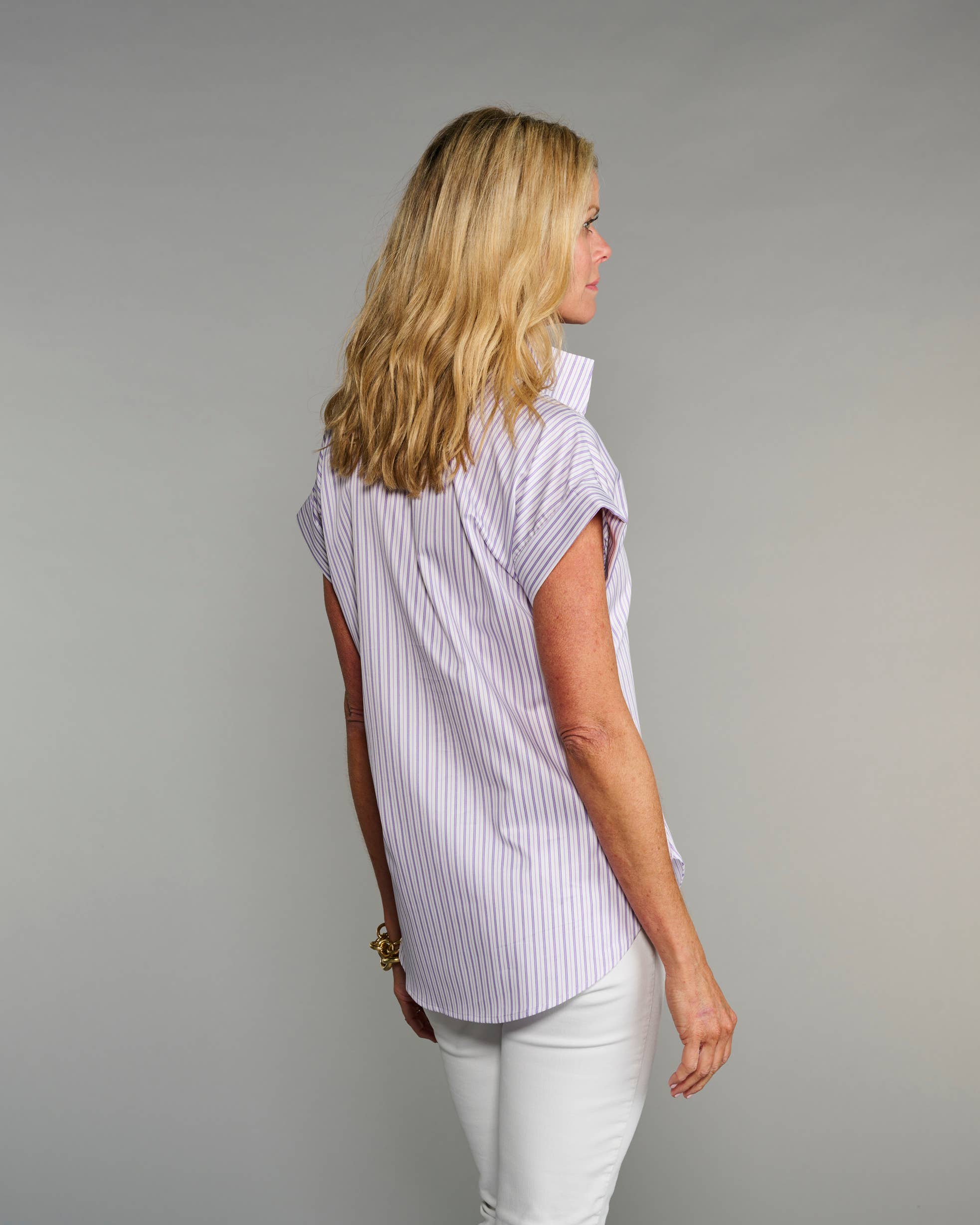 Morado La Blusa de Liga con Mangas Cap en Dúo de Rayas Lavanda de venta al por mayor en Faire4