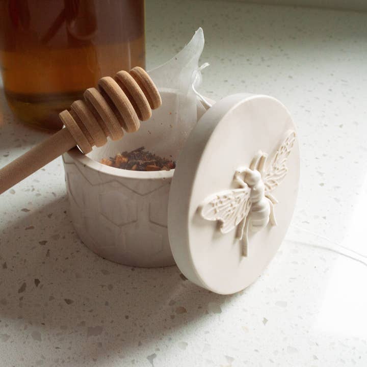 NOUVEAU !!! Pot en nid d'abeille - SANS TARIFS pour la vente par Lynn & Liana Designs