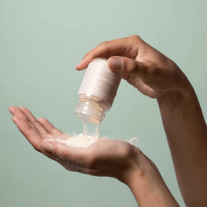 Wake Me Up.paris – Limpador facial por atacado – Pó de Limpeza Facial Enzimático ECO RECHARGE2