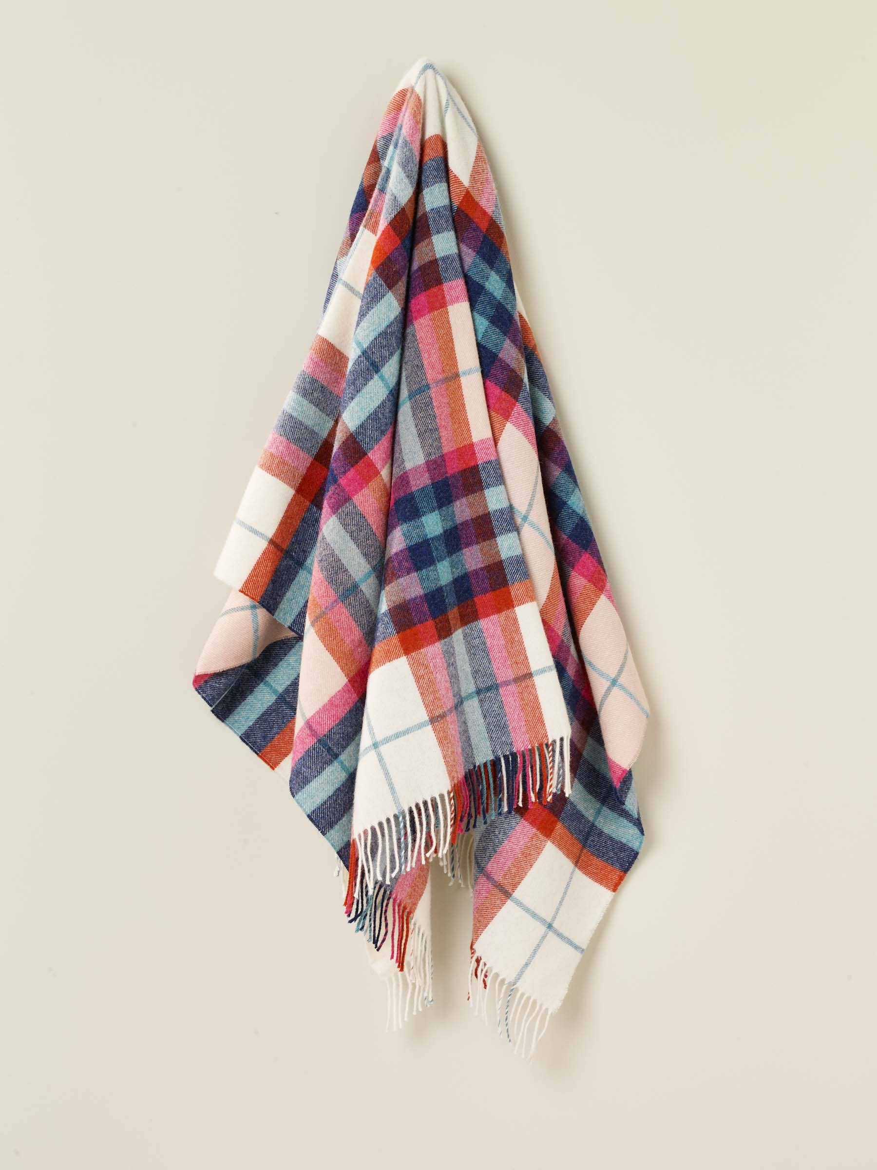 Bronte by Moon – wholesale Throw blanket – Falmouth Pure Wool Throw1