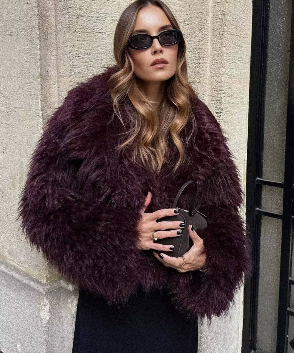 Aria Romance - Wholesale Fur/Faux Fur Coat - Women's - Faux Fur Collar Short Coat2