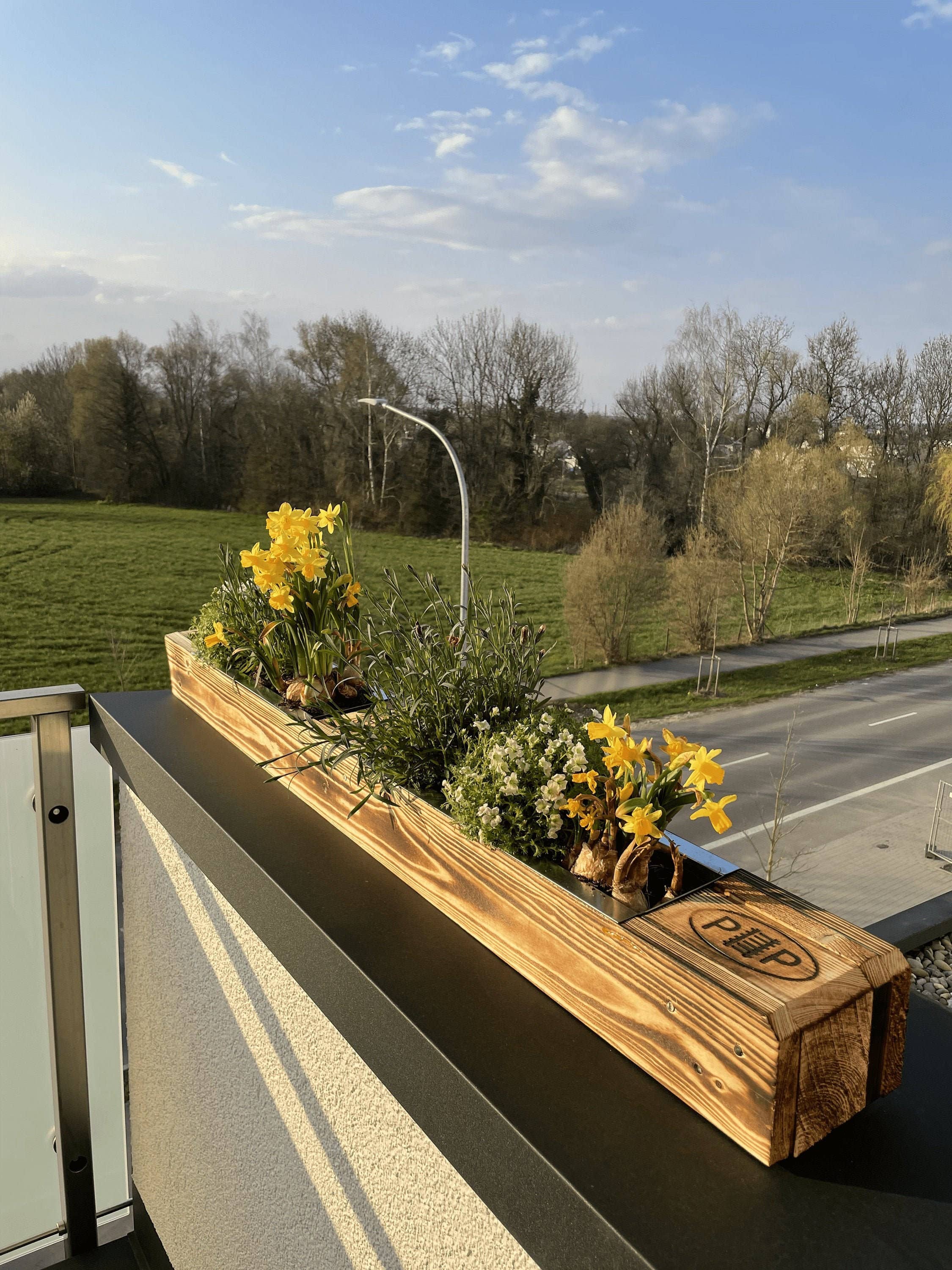 PP Perfect Pallets – Großhandel Hochbeet – Blumenkasten aus Holz für 6 Balkonpflanzen / Palettenmöbel4