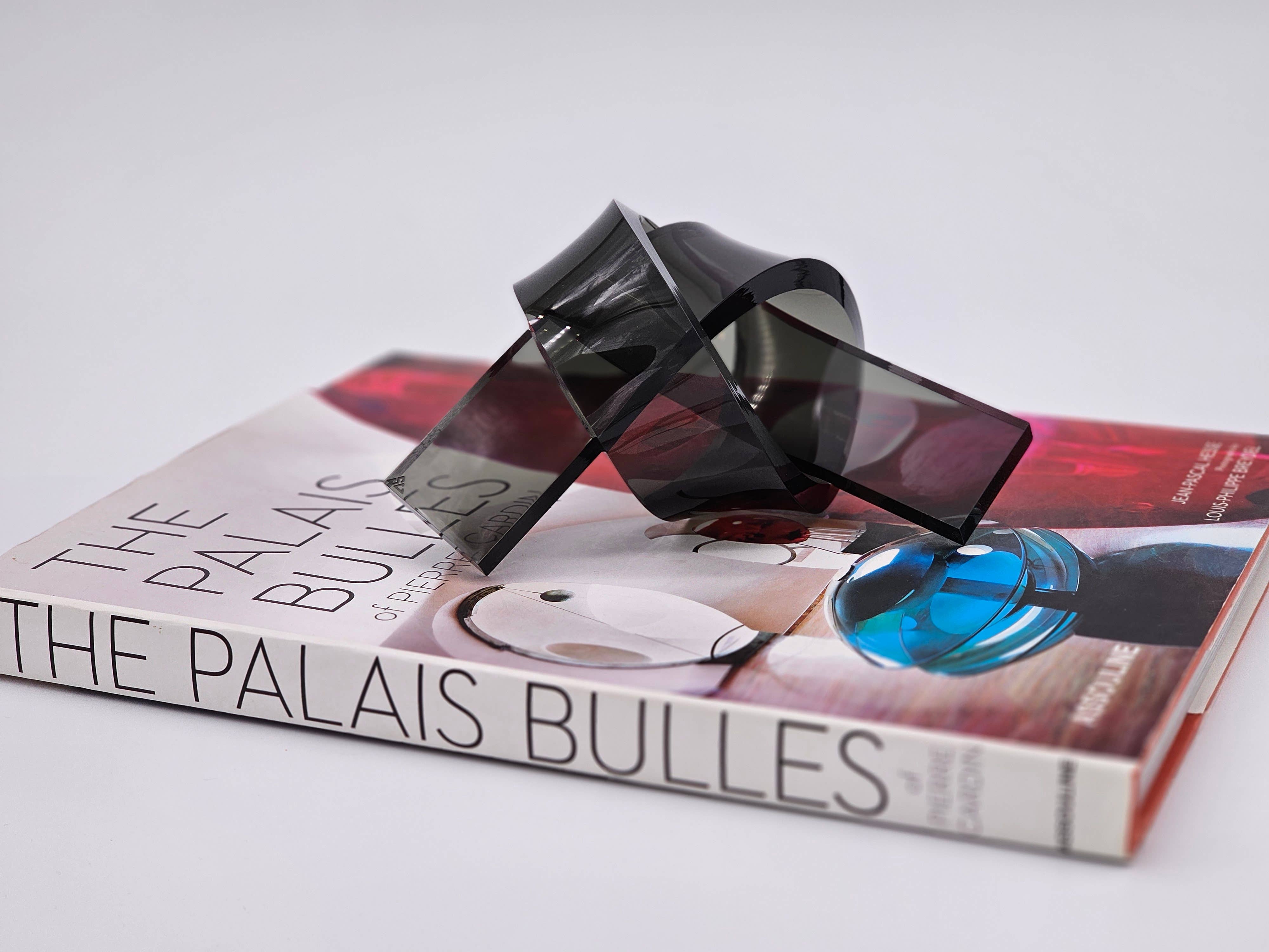 Somar Creations - Wholesale Decorative Tabletop Object - Acrylic Love Knot 13