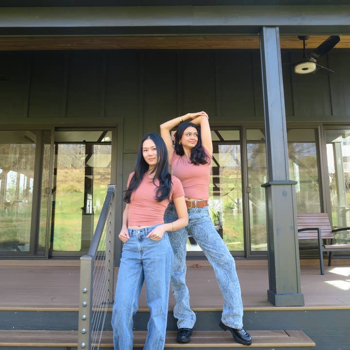 5B - Wholesale Shirt - Women's - Baby tee 1