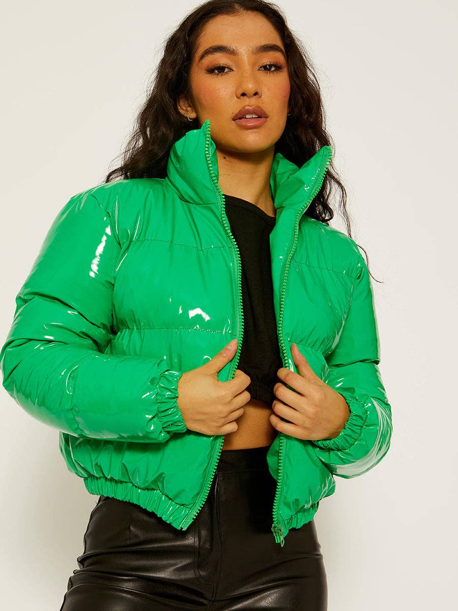 Stylewise Direct – wholesale Puffer jacket – Women’s – PVC Leather Cropped Puffer Jacket6