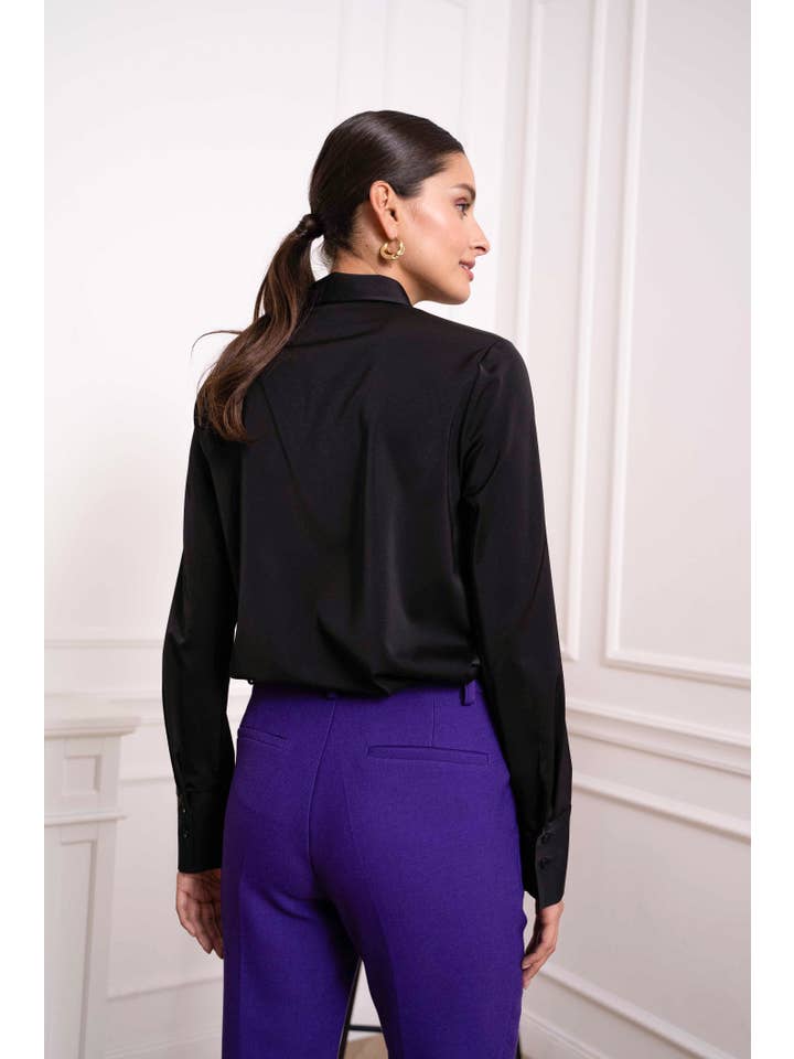 Attentif Paris - Wholesale Buttoned-down shirt – Women's - Satin shirt with classic notched collar19