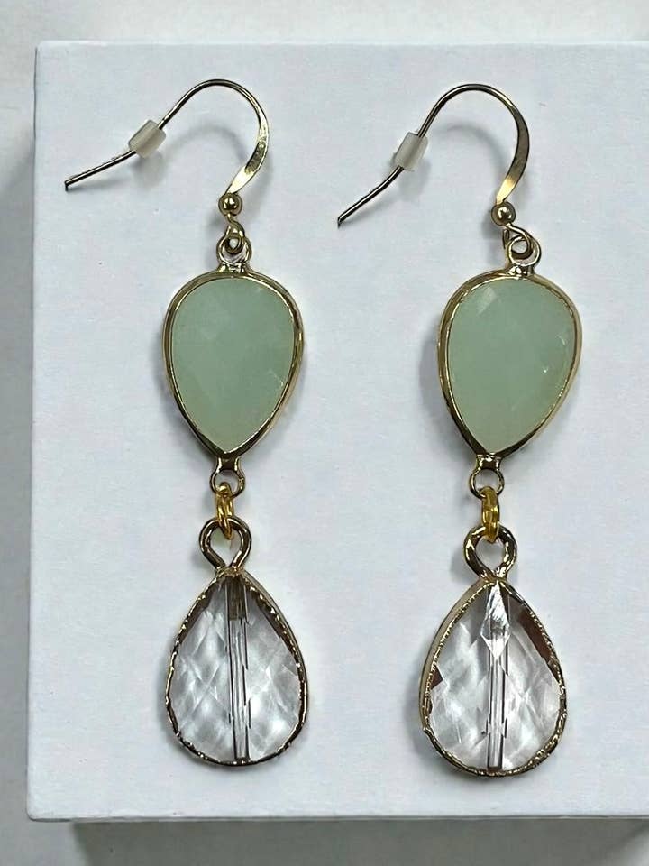 Mintgroene Oorbellen met Kristaldruppel voor wholesale door Ava Capri