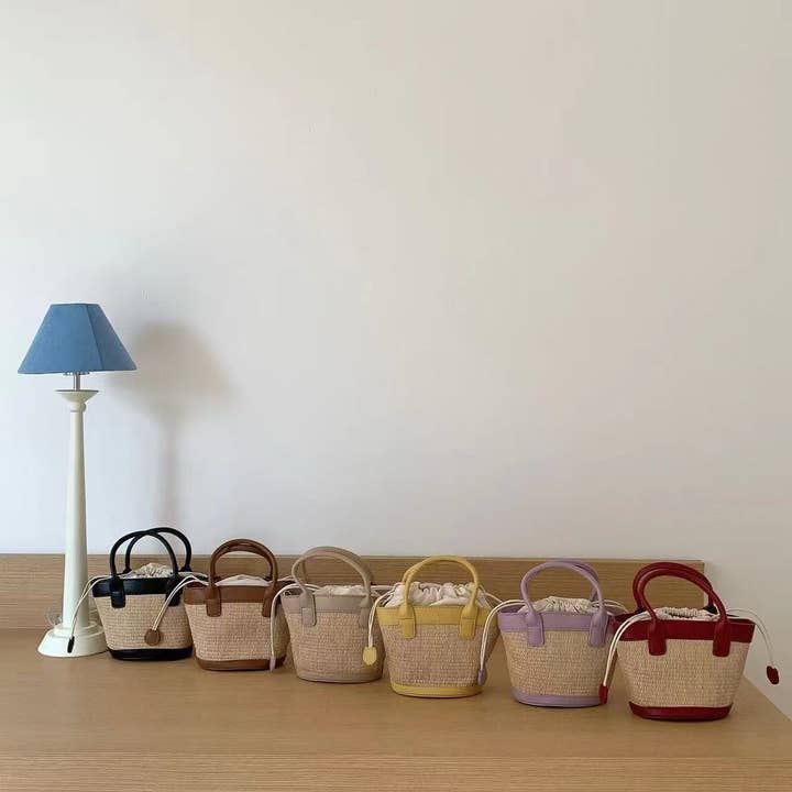 P26010 Mini Sac en Cuir Microfibre/Paille Tote/Bandoulière pour la vente par Pretty Persuasions