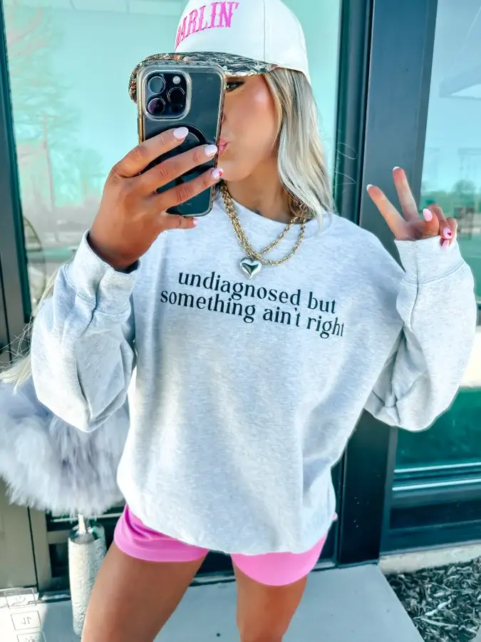 birdie - Wholesale Graphic Sweatshirt - Women's - Undiagnosed Ash Gray Graphic Crewneck1