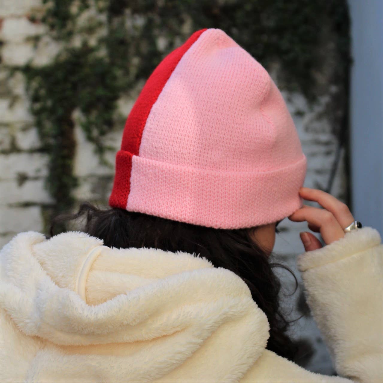 HELLO EMU – wholesale Beanie – Women's – Half and Half Beanie8