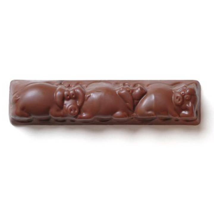 Truffle Pig - Wholesale Chocolate Bar - 70% Cacao Dark Chocolate Bar with Almonds and Sea Salt4