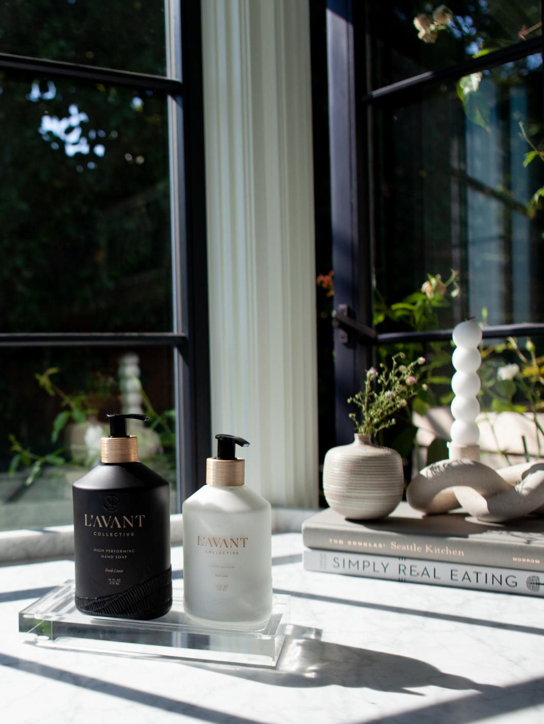 L'AVANT Collective - Wholesale Decorative Tray - Lucite Tray - Medium8