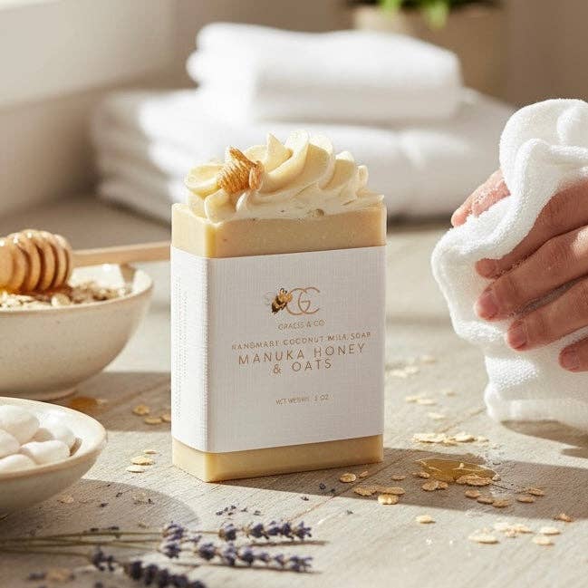 Gracie & Co. 1942 - Wholesale Bar Soap - Manuka Honey Oats & Coconut Milk Shea Butter Soap1