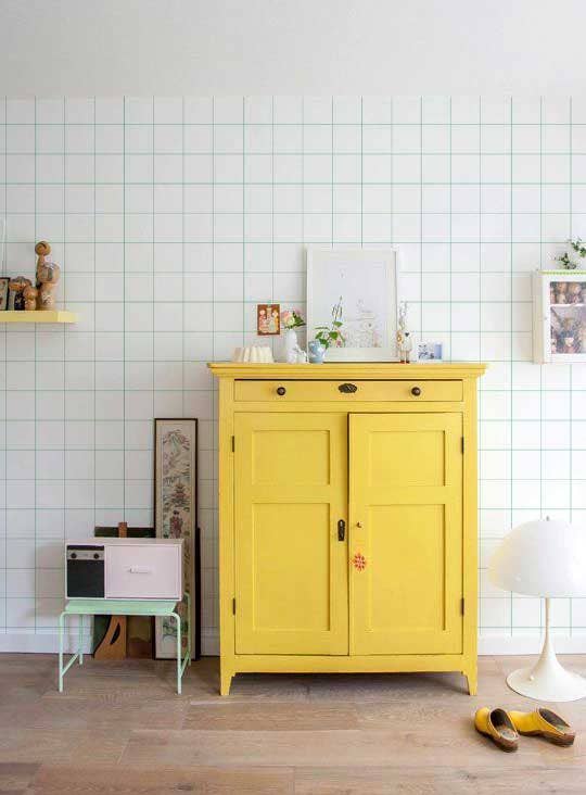 À Carreaux - Wholesale Wallpaper - White Wallpaper with Large ENGLISH GREEN Checks5