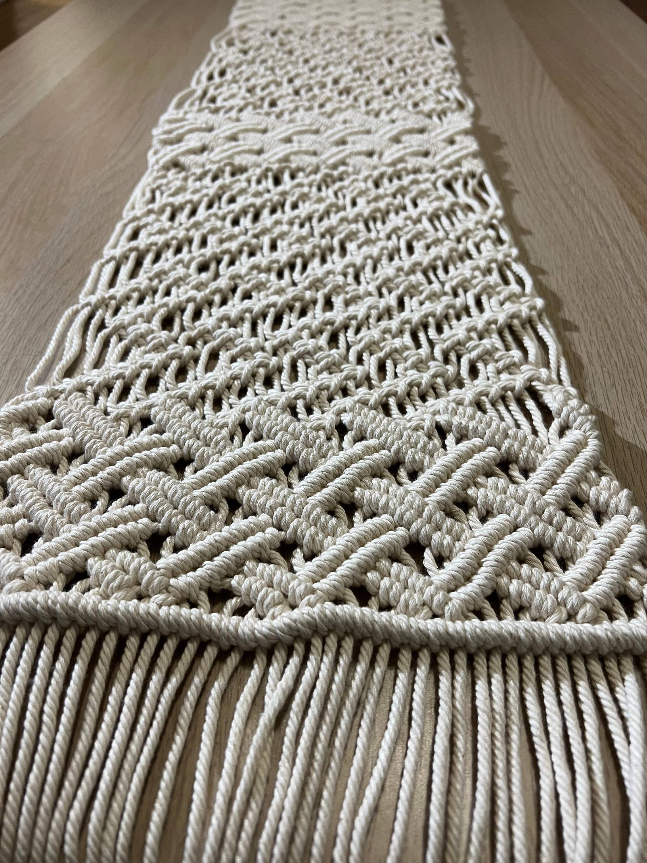 Knotting Studio - Vendita all'ingrosso Runner - Runner da tavolo in macramè fatto a mano | 5,7 piedi di lunghezza | Decorazione da tavolo | Tappetino da collocamento | Regalo1