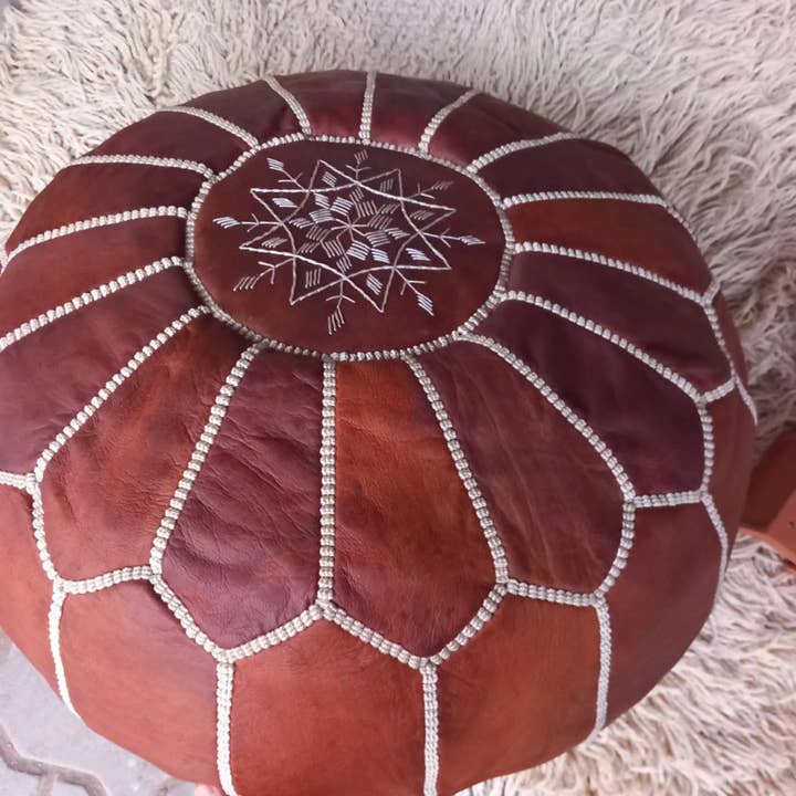 DarKech – wholesale Sittpuff – Marockansk läder fotpall Ottoman, handgjord Pouf Brun