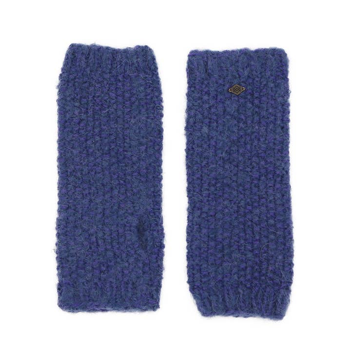 Seed Alpaca Fuzzy Fingerless Gloves for wholesale by Emilime