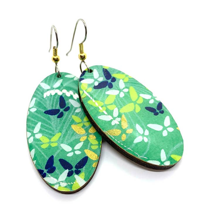 Ovale Ohrringe mit seegrü für den Großhandel von Prettykiku