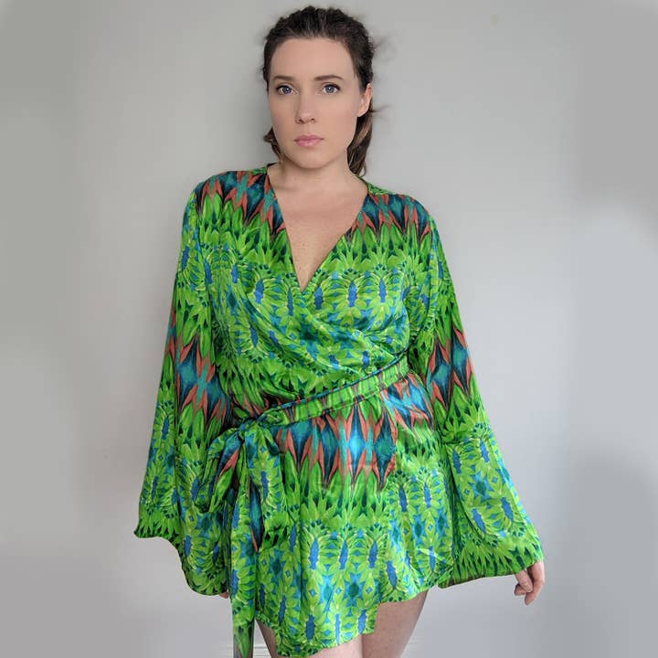 Kimono en modal Spirale verte pour la vente par Art Katsura