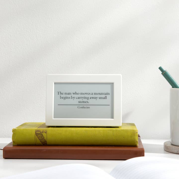 Verba - E-Paper Quote Frame with App for wholesale by Verba
