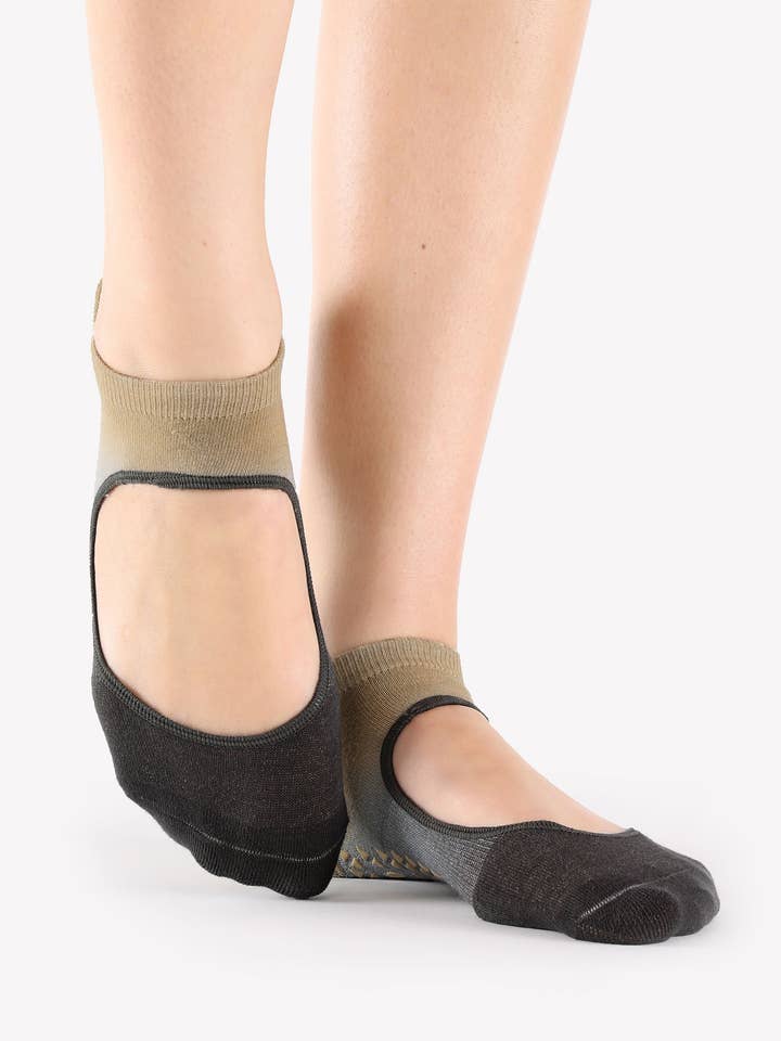 Dames Nina Strap Grip Sok – Antislip Katoenmix voor Pilates & Barre voor wholesale door Pointe Studio