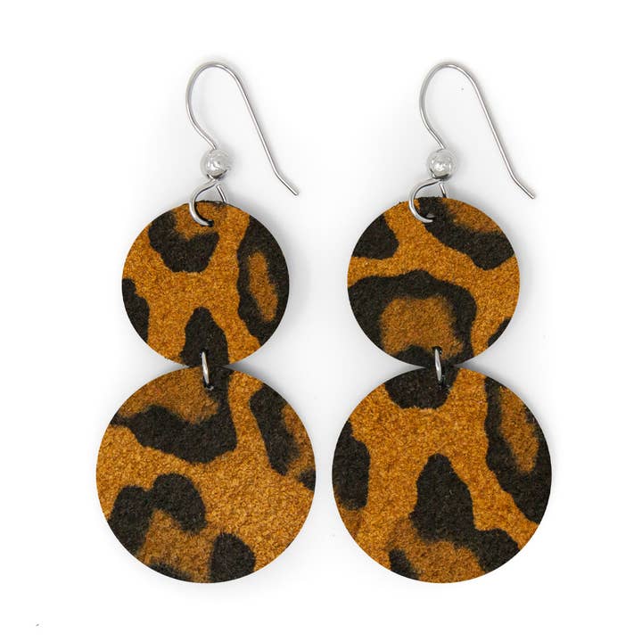 Boucles d’oreilles Leo Cascade pour la vente par KEVA