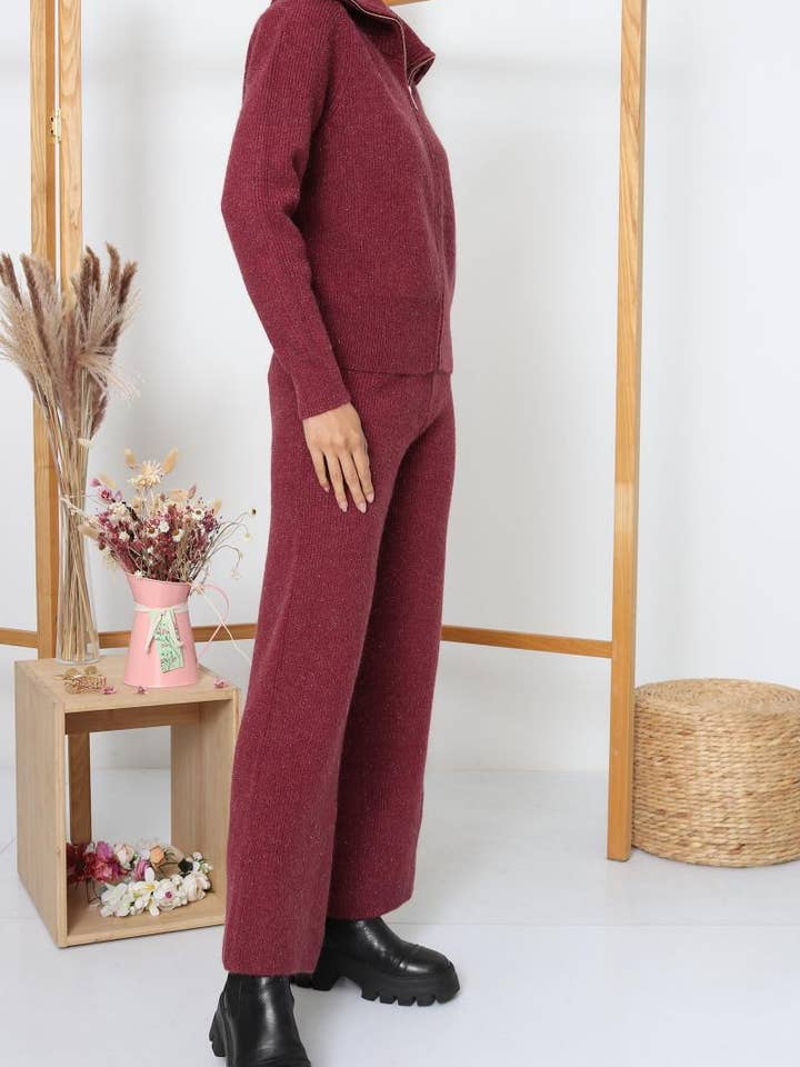 DIX-ONZE - Wholesale Top & Pant Set (NOT Loungewear) - Women's - Zipped Knit Set – Wide Collar Jacket & Straight Pants21