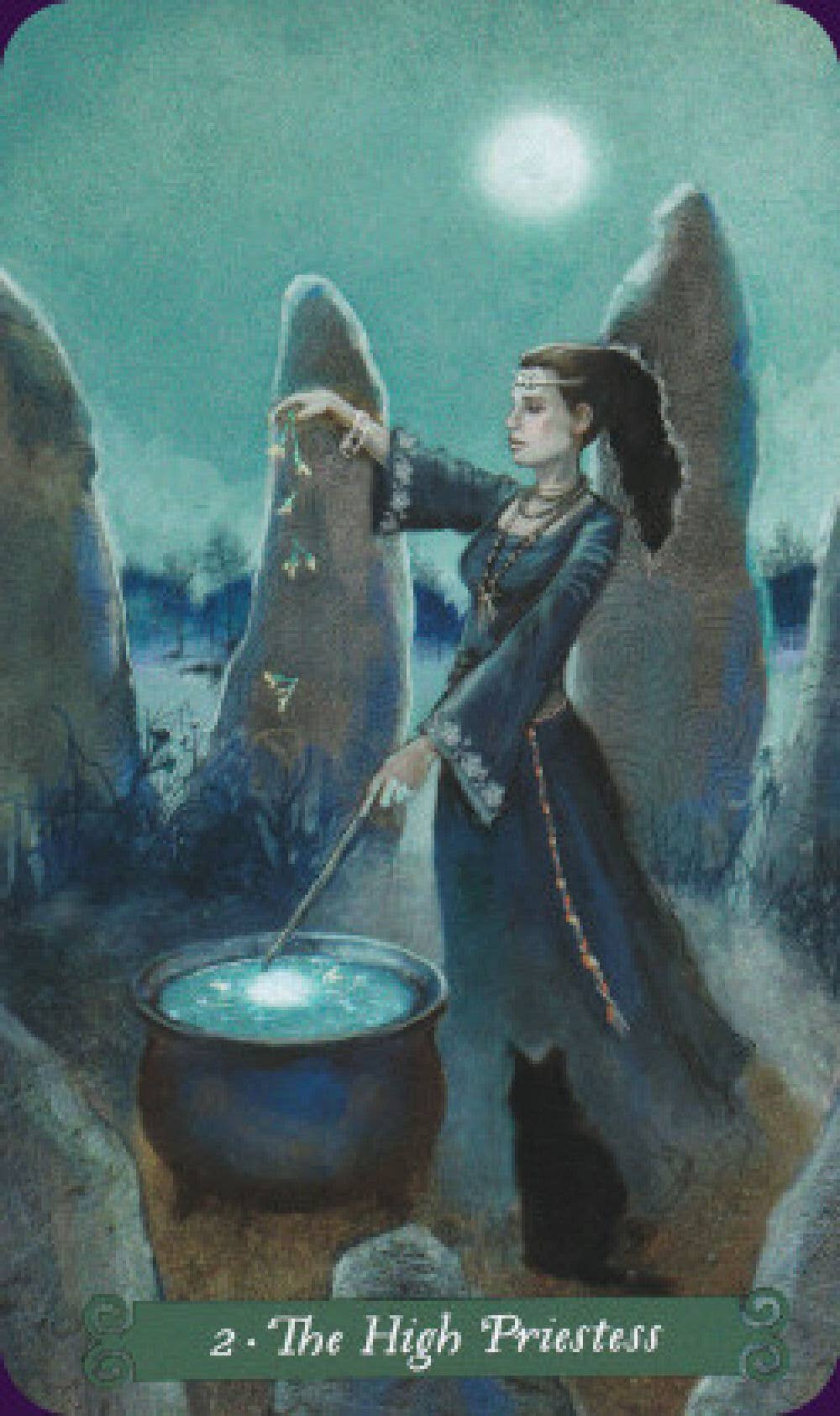 Cardshouse - Wholesale Tarot cards - The Green Witch Tarot Cards Llewellyn3