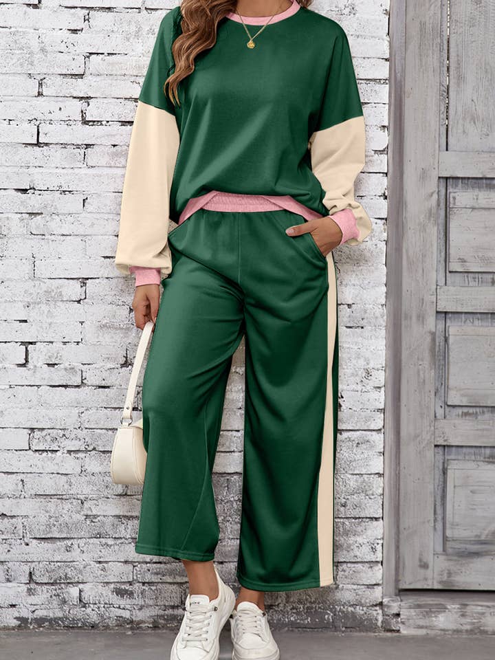 2pcs Color Block Pullover Loose Pant Set and other Purchase Wholesale apparella. Free Returns & Net 60 Terms on Faire trending on Faire.