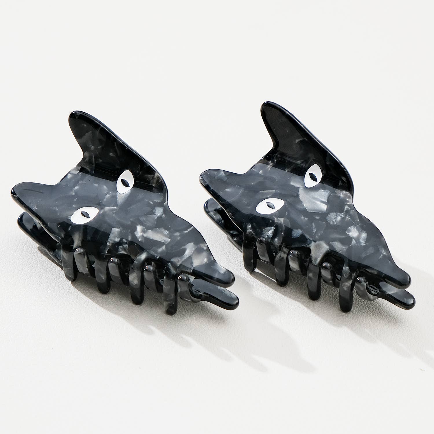 Adorro - Wholesale Hair Clip - Women's - Peek a Boo Black Cat Claw Clip 4