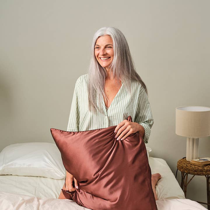 Emily's Pillow - Wholesale Bedding Pillowcase/Sham - Pure Silk Pillowcase - Dear September Collection8