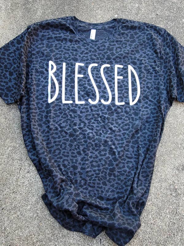 Camiseta Blessed Black Leopard por atacado de Plain Apparel Tees