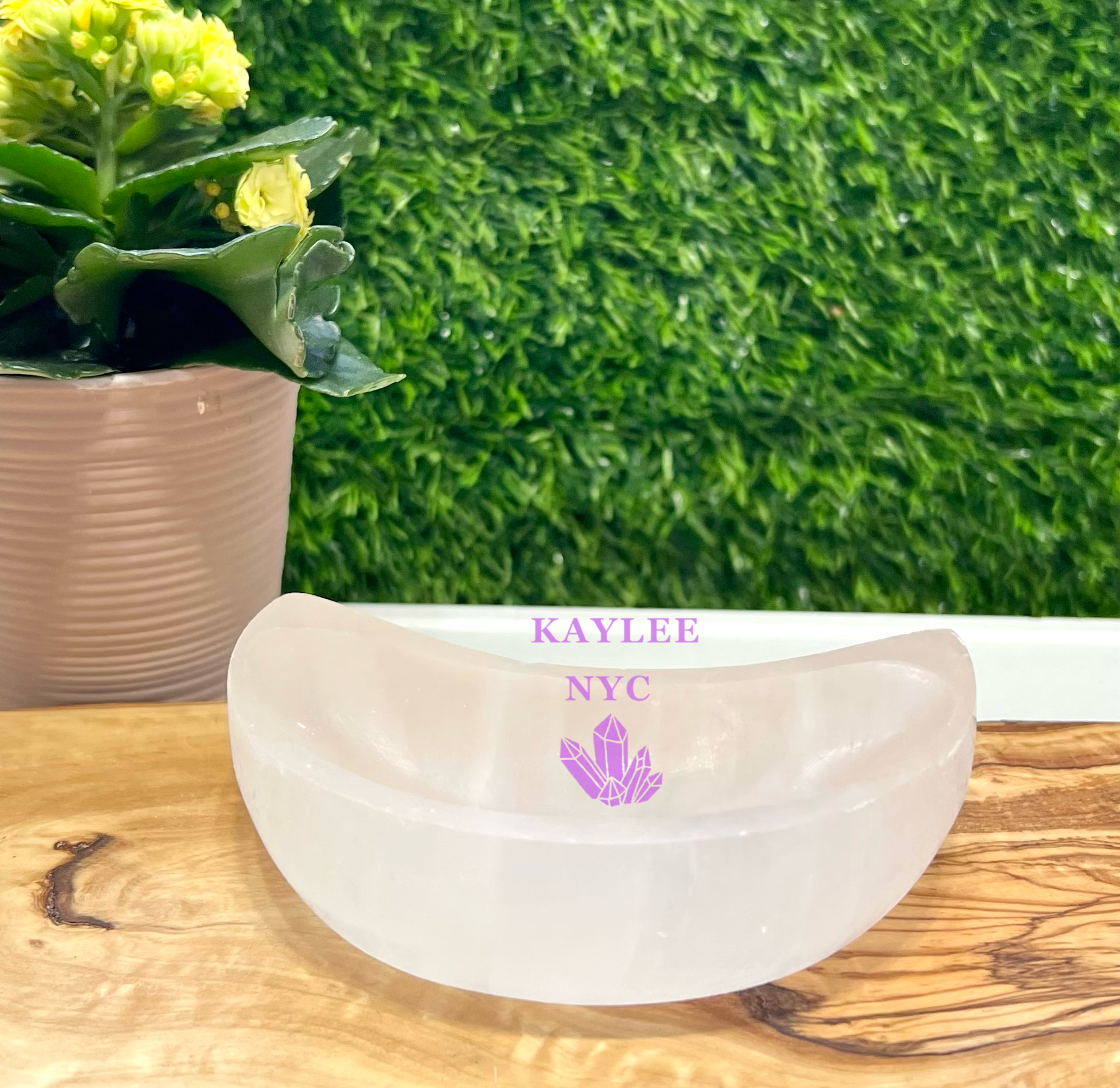KayleeNYC - Wholesale Spiritual Stone/Crystal - Natural Selenite aka Satin Spar Moon Bowls ~10cm5