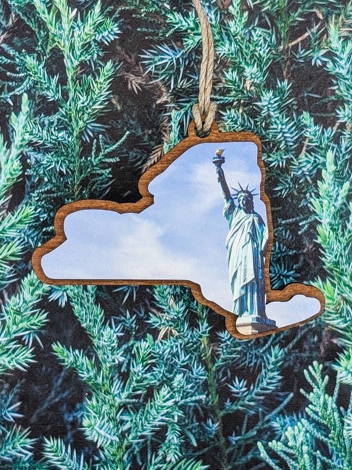 New York Statue of Liberty Ornament for wholesale by The Little Ornament Shop
