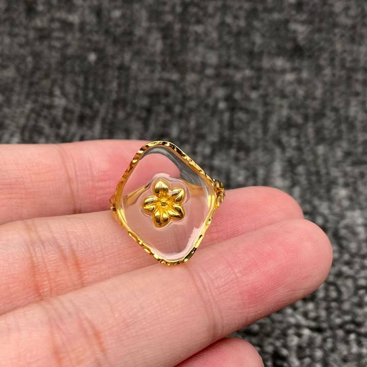 Mio Queena - Wholesale Cocktail/Statement Ring - Translucent Resin 18K Golden S.Steel Adjustable Ring - FGS6