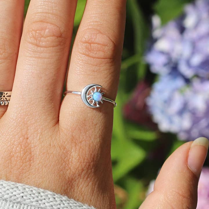 Moonrise Jewelry - Wholesale Single Stone/Solitaire Ring - R-90 Moon and Sun Blue Lab Opal Ring