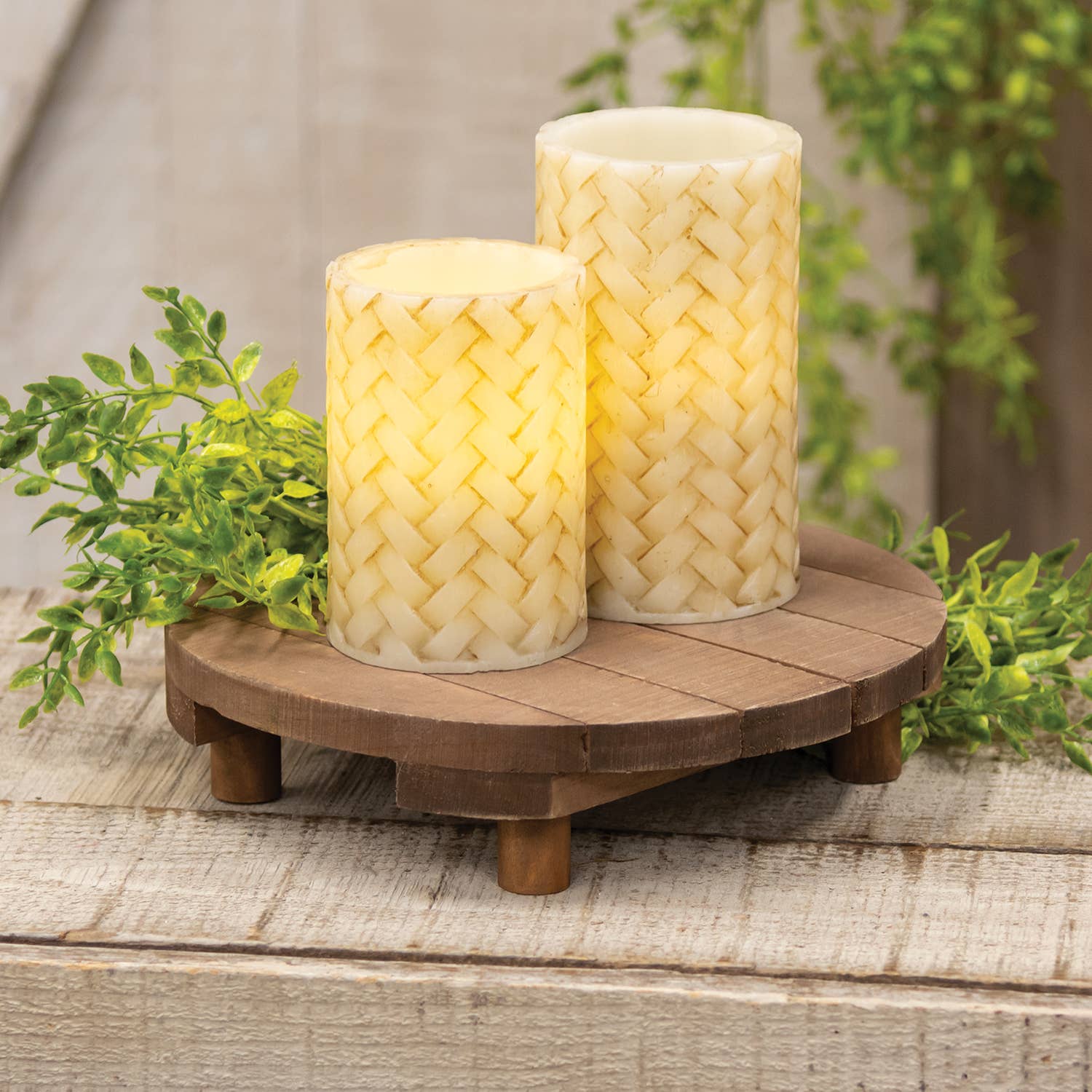 The Hearthside Collection - Vente Décorations de table - Élévateur rond en bois teinté1