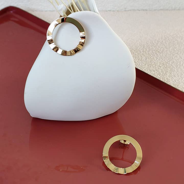 Baza örhängen för wholesale av Kathleen Bellonde