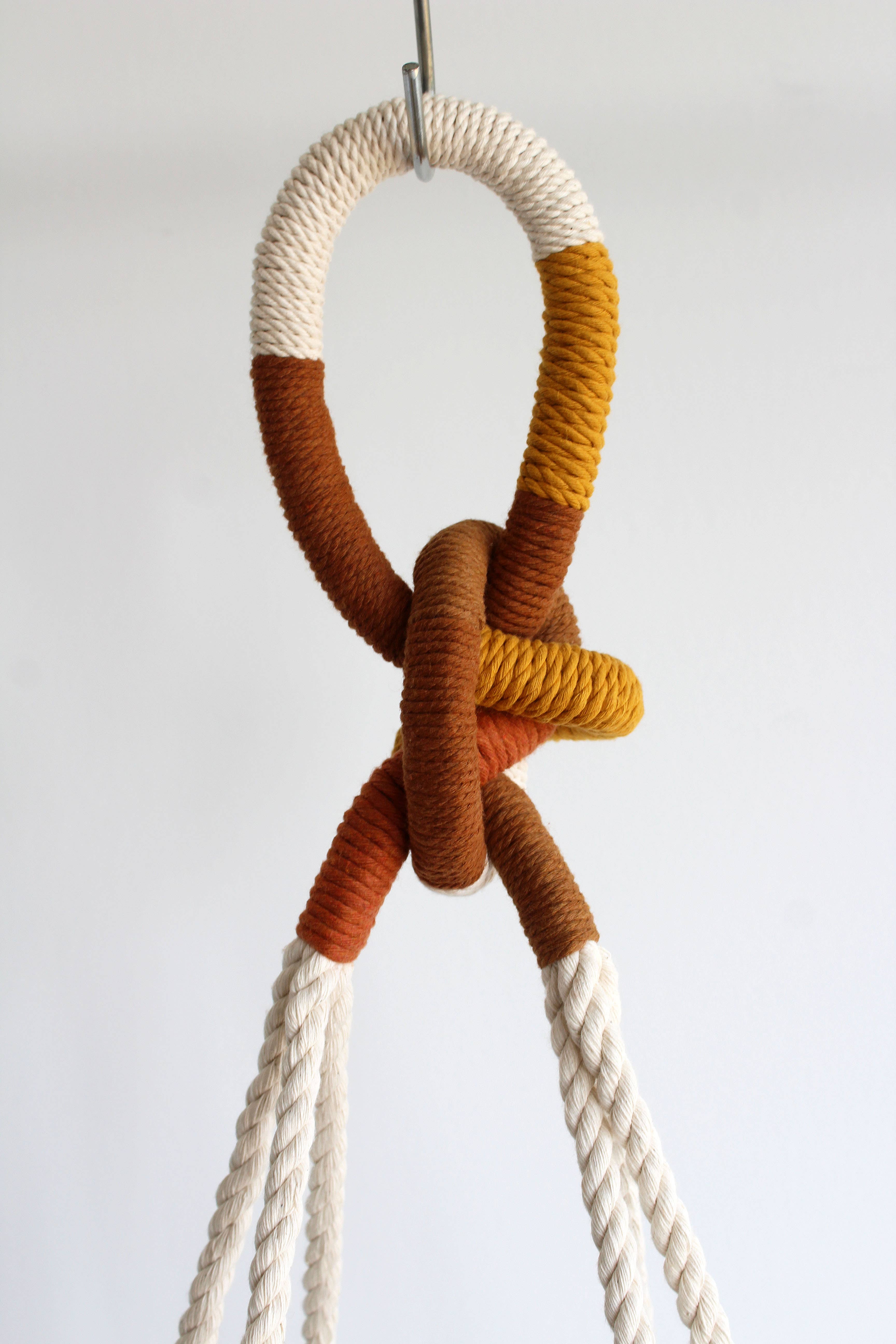 Freefille Market – wholesale Hanging planter – Handmade Macrame Plant Hanger, no fees/tariffs to USA*1