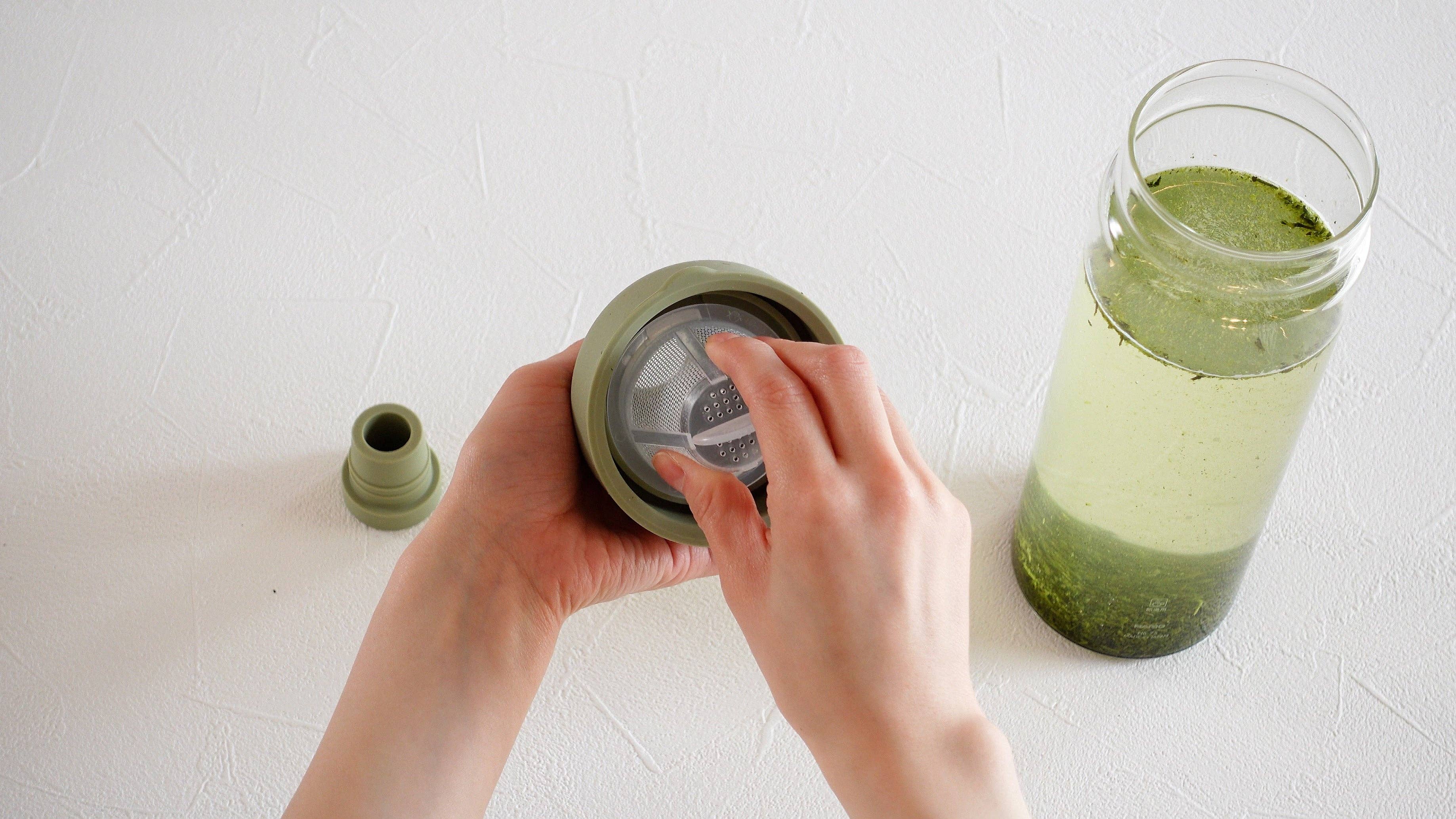 HARIO USA - Wholesale Tea Strainer/Infuser - Cold Brew Tea Wine Bottle 750mL6