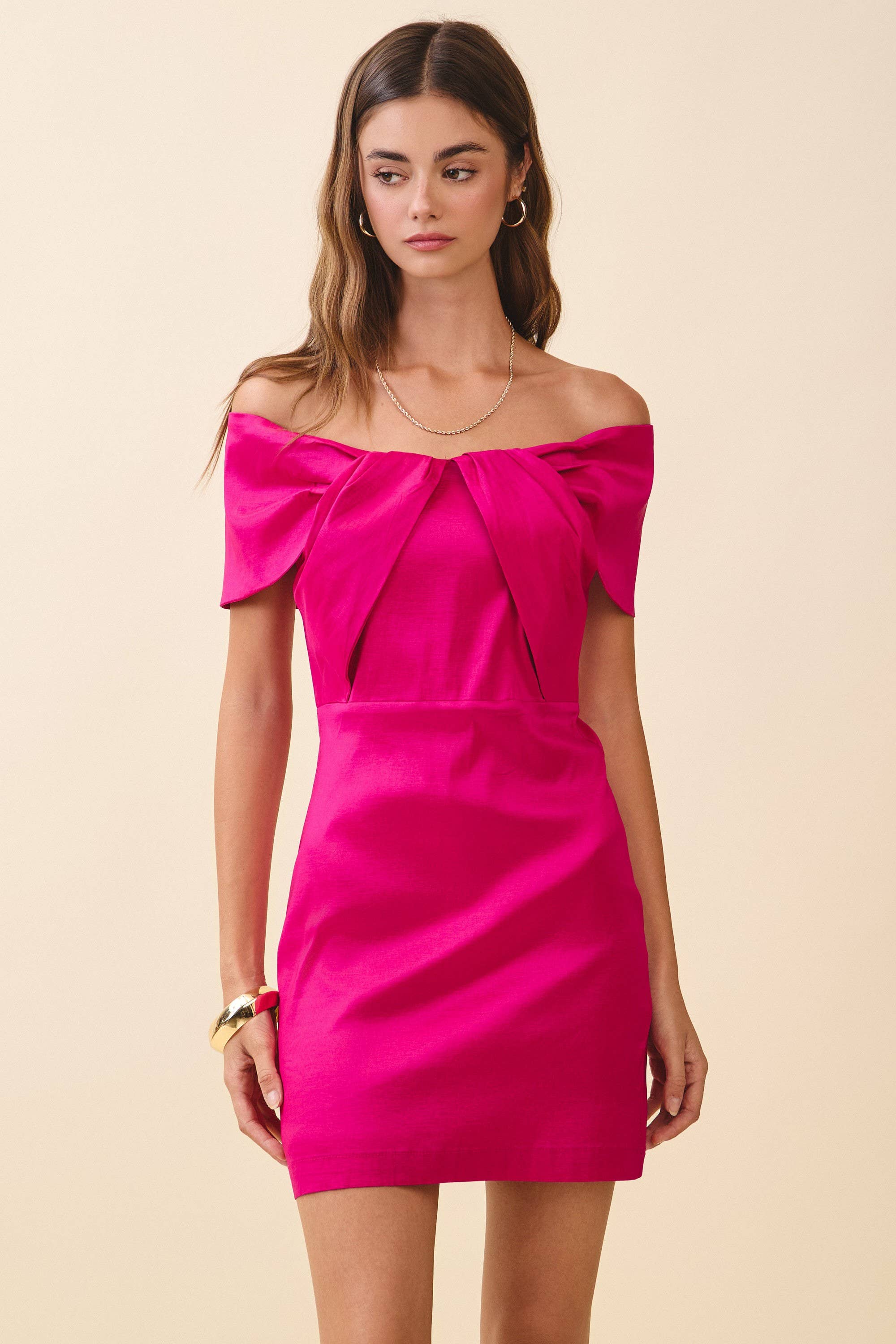 TCEC - Vente Robe – femme - CD06458-Robe à Épaules Dénudées avec Col Replié Statement2