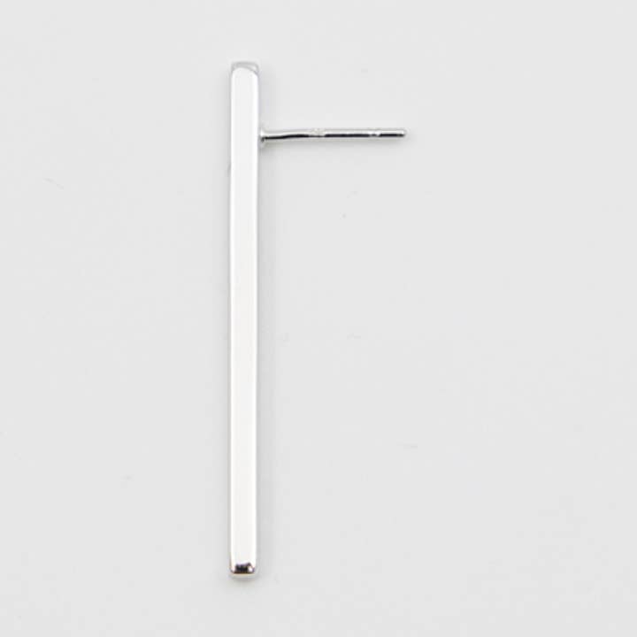 CHO - Vente Boucles d'oreille uniques - Boucle d'oreille unique barre courte0