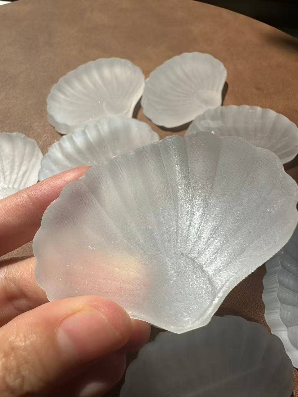 Moon Rituals – wholesale Spiritual stone/crystal – Natural Selenite Shell 6-7cm - Healing Crystal for Energy Cleansing, Peace & Spiritual Growth, christmas crystal gift7