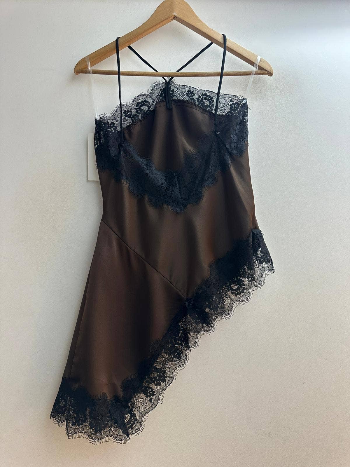 LORIANE - Vendita all'ingrosso Maglia loungewear - Donna - 7492 Top a spallina asimmetrica in raso4