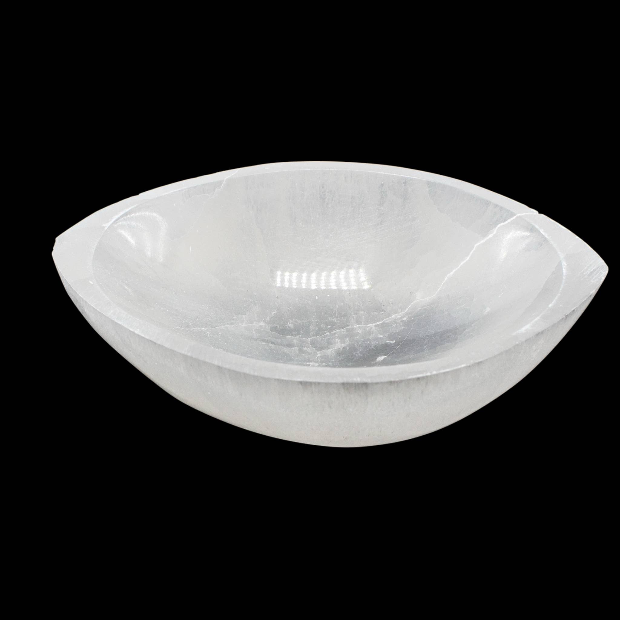 Quasar Gems USA - Wholesale Spiritual Stone/Crystal - Selenite Bowl Eye Shape 10cm1
