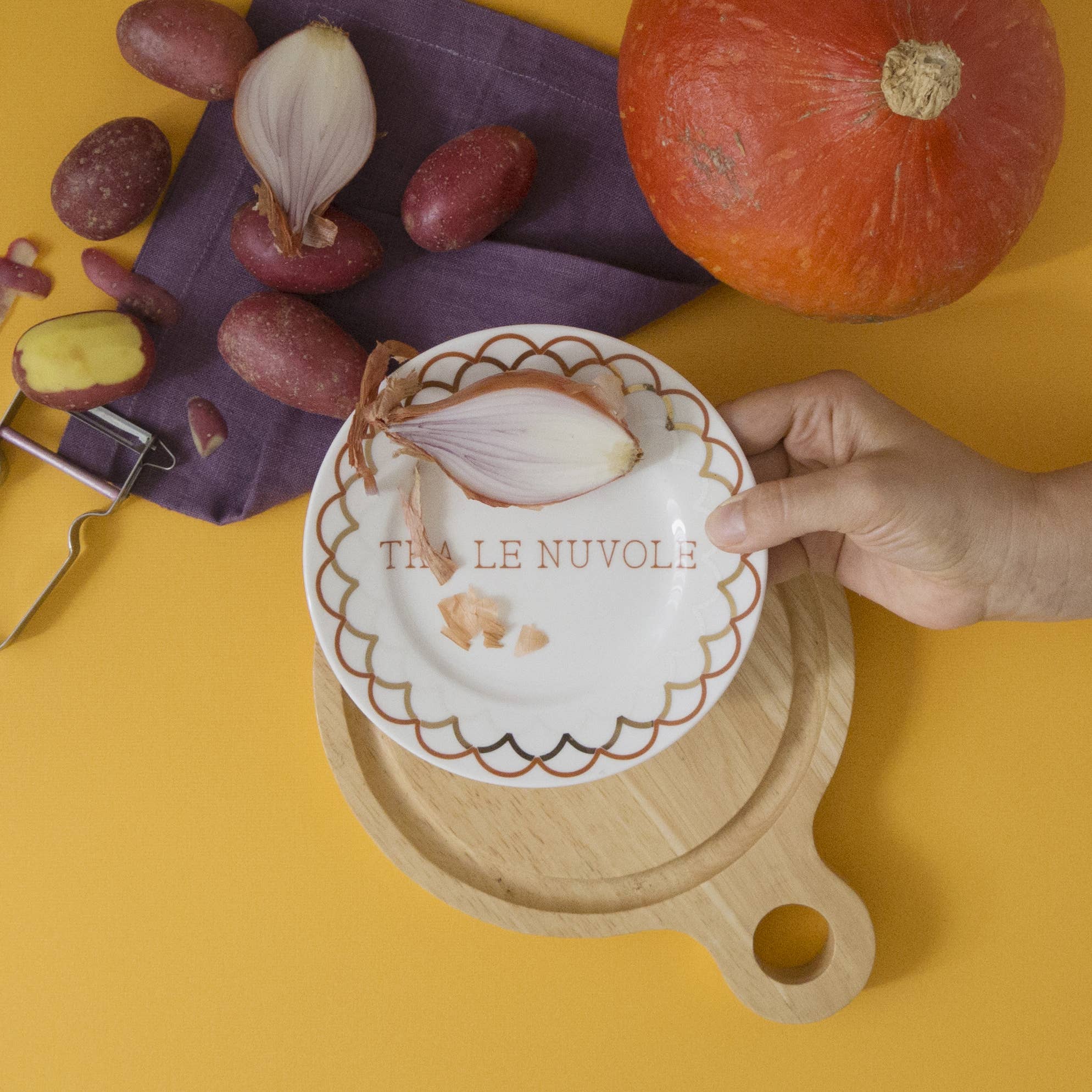 ilaria.i - Vendita all'ingrosso Piatto - TRA LE NUVOLE - Piatto in porcellana con scritta2